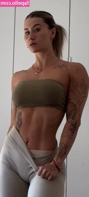 Lenaajoy - Morning all you sexy people xo