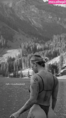 Lenaajoy - Let's enjoy this beautiful view together, shall we?