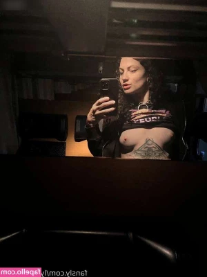 Lydia Black [ lydia-black-2 ] - Need some helping untying my bottoms