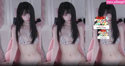 cinnamoroll - Will you cum for Marilyn's big size 11s when she tells you to?
