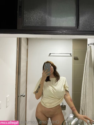 Natalia Valencia [ natalia-valencia ] - New subscribers means new exclusive content here is 1/3! Enjoy!!