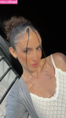 xomixelle - would you like to cum all over my tits?