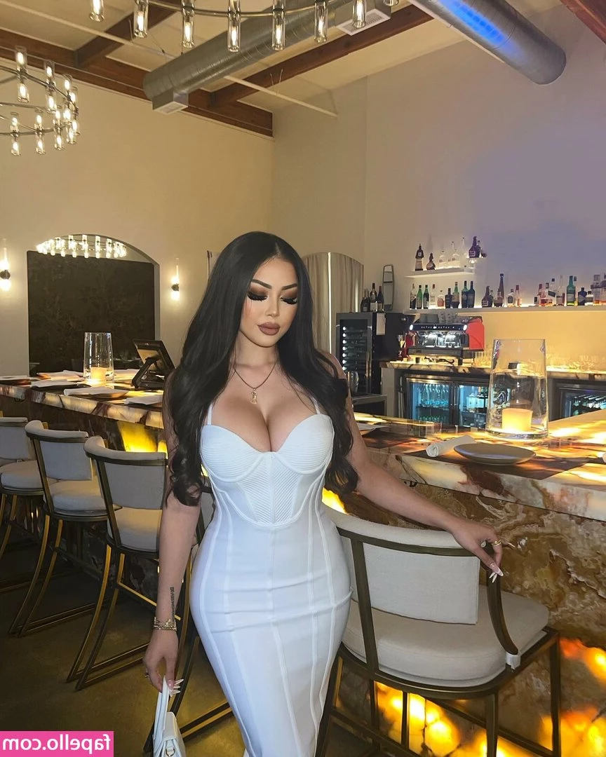 Christine Kim Le [ christine-kim-le ] - Content dropping up until midnight