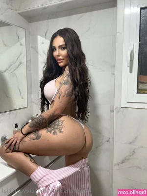 ameliereveofficial - Hey my dirty spy s  Thank you for following me and getting me to 90
