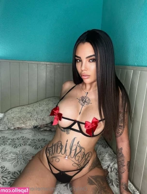 ameliereveofficial - You say you can handle this ass... I say prove it 😈