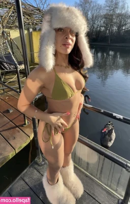 Danica Taylor [ danica-taylor ] - 💋. Tried posting this last night, but OF was in disagreement