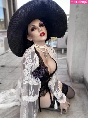 Ezy Summers Cosplay [ ezy-summers-cosplay ] - Viernes para ver duro check ur dm