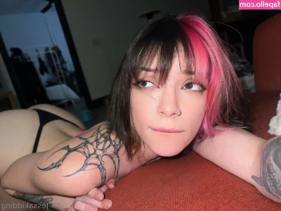 Jessakidding [ jessakidding-20 ] - Started my Saturday morning off right! Would you want to add to it?