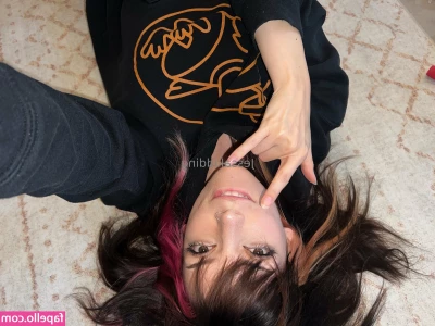 Jessakidding [ jessakidding-20 ] - Tip me if you wanna see what happened next lt 3