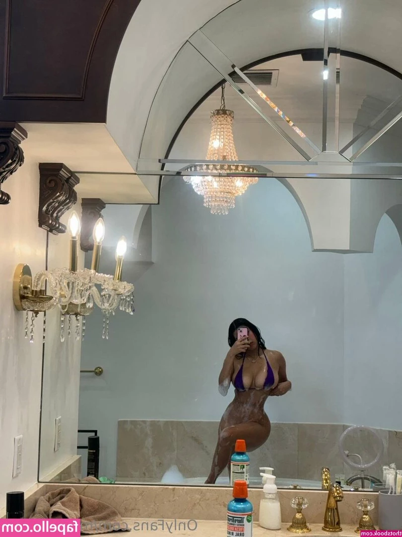 melissagstm [ melissagstm-4 ] - Dressing Room Sneak Peeks
