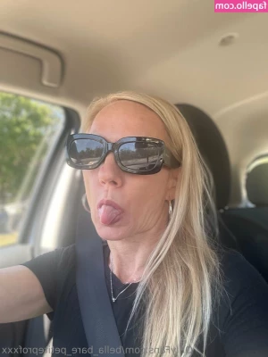 bella_bare_petiteprofxxx [ bella-bare-petiteprofxxx ] - Así empezamos este fds