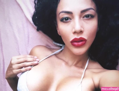 Jasmine Pineda [ jasmine-pineda ] - Pussy pussy