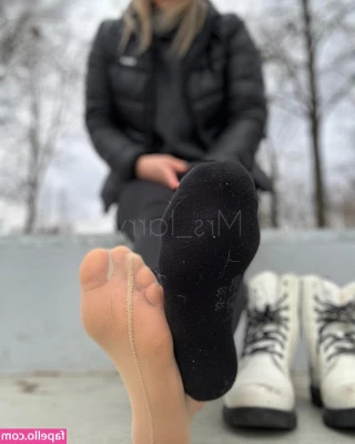 mrs_larry [ mrs-larry ] - gt lt
