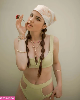 Celepamio - you can never get a girlfriend lol, make love to your pillow and fuck