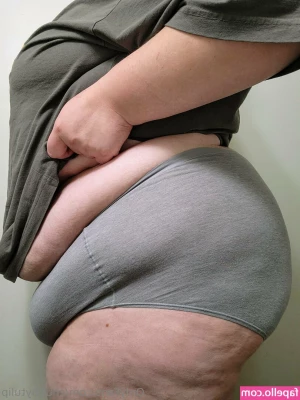chubbytulip - Just some lil updates 💙:  Fucking machine will be here soon!  New
