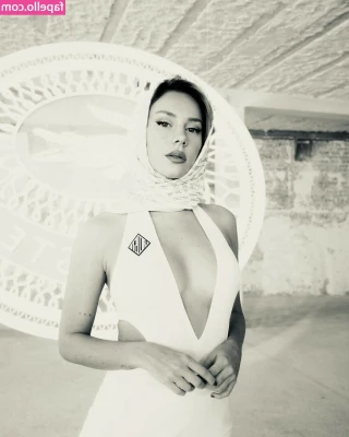 Ester Exposito [ ester-exposito-1 ] - This is My December.. :P