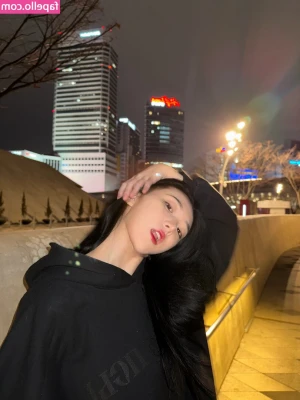 Lee Yeonwoo [ lee-yeonwoo-1 ] - Who wants to see a bit of anal this weekend 🍑🍆💦