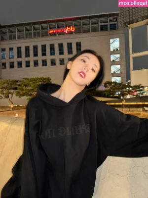 Lee Yeonwoo [ lee-yeonwoo-1 ] - NEW VIDEO 🔥 fucking this tattooed and muscular man with a hungry