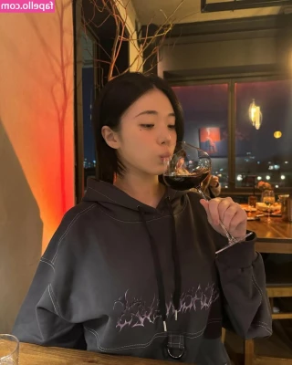 Lee Yeonwoo [ lee-yeonwoo-1 ] - How sexy you think is that
