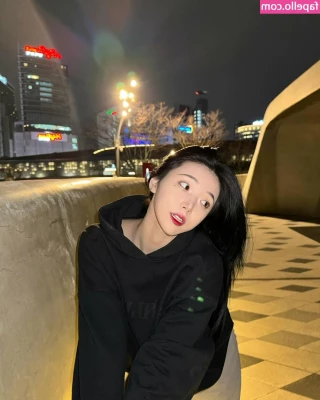 Lee Yeonwoo [ lee-yeonwoo-1 ] - oiled up ‘n ready 👼🏻