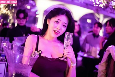 Lee Yeonwoo [ lee-yeonwoo-1 ] - Hola holaa