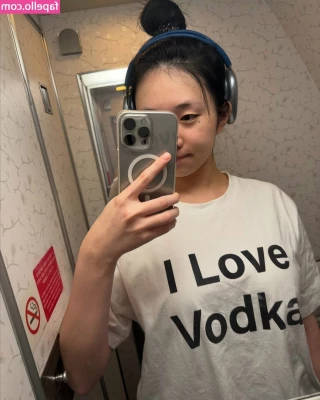 Lee Yeonwoo [ lee-yeonwoo-1 ] - Me fode assim gostoso ? 🤤