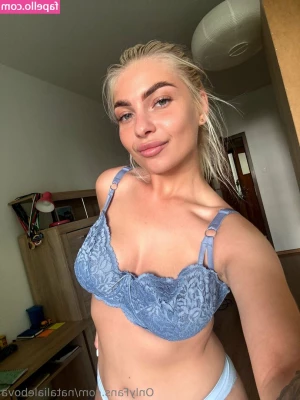 natalialebova - You feeling the long hair or no