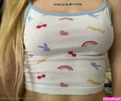 Bondagefairy [ bondagefairy-3 ] - Back home but still have no WiFi so signal is super spotty, this