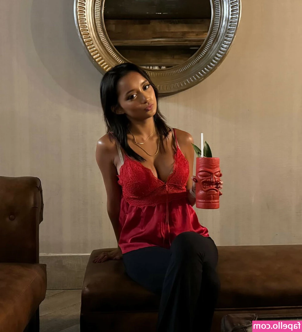 Gabrielle - Would you let me go down on you.. while you were driving? 🤔
