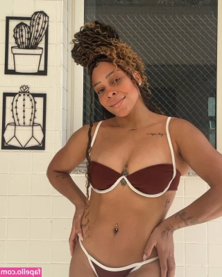 Lorrane Dos Santos [ lorrane-dos-santos ] - follow my gorgeous friend! https://onlyfans.com/cynthiaaluxx