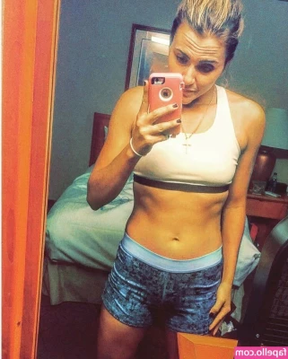 Lexi Thompson [ lexi-thompson ] - Dont forget to check your DM’s mommy have updated quite a lot and