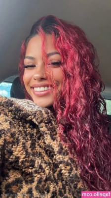 renata.lima [ renata-lima ] - Want to make me wet ?