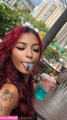 renata.lima [ renata-lima ] - Wanna see more  Unlock this for a 31 second clip of me playing with