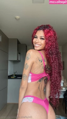 renata.lima [ renata-lima ] - sick af but hot tub hits