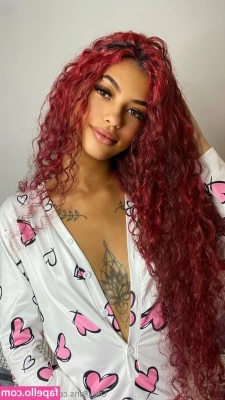 renata.lima [ renata-lima ] - i wish it was your cock i could suck on👅