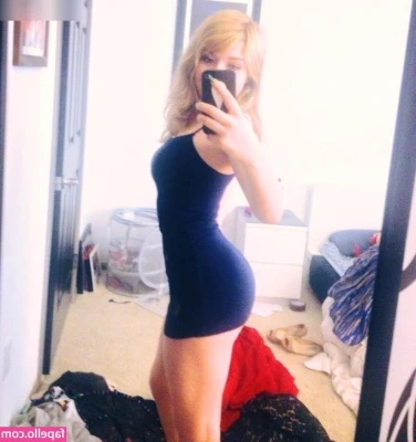 Jennette McCurdy [ jennette-mccurdy ] - out takes from stuff that's coming soon!   my new phones camera is