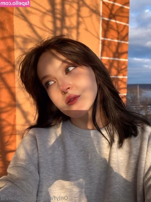 Mimiolivia - How long EXACTLY before your jaw gets tired