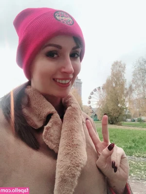 Lera Himera [ lera-himera ] - Like this post if you’re online, comment if you wanna do something