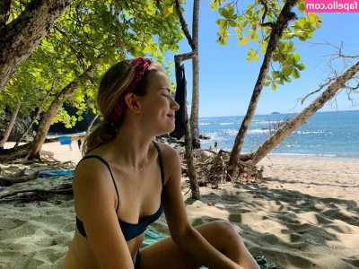 Willa Fitzgerald [ willa-fitzgerald ] - Yummy  should I post the video