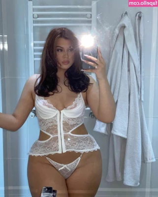 Valeria Vendetta [ valeria-vendetta ] - If you were my Daddy I d send you vids like this all of the time  lt 3 part 1