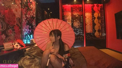 Koibuchi Momona [ koibuchi-momona ] - Me divertí mucho ocupando este vibrador  Mi leche salió súper