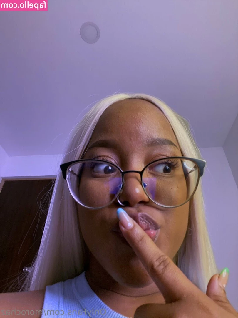 Morochaz - Look at my pussy