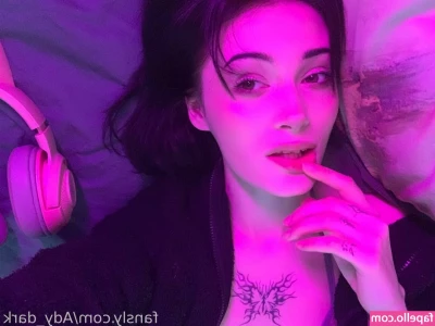 Ady Dark [ ady-dark ] - My mental health is completely trash right now but happy titty