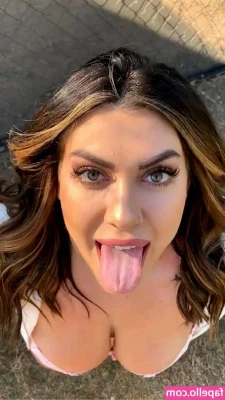 Ana Lorde [ ana-lorde-13 ] - A concha cerrada como buena puta obediente