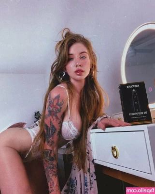 CoconutKitty - Showing off this body, looking hot, fulfilling your fantasies😈😘