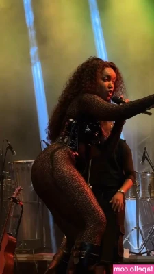 Iza Cantora [ iza-cantora-1 ] - Collection Part 84