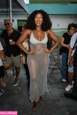 Iza Cantora [ iza-cantora-1 ] - Slim thick