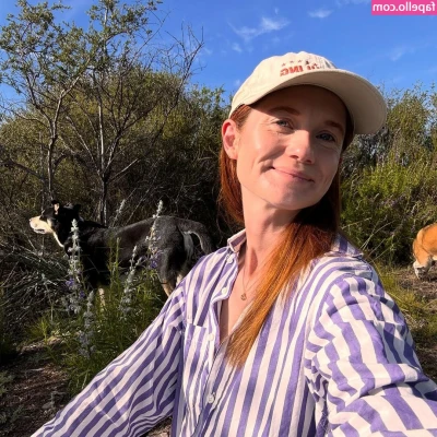 Bonnie Wright [ bonnie-wright-1 ] - You NEED to do video responses with me 🔥