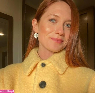 Bonnie Wright [ bonnie-wright-1 ] - Good Morning And Cum? xD
