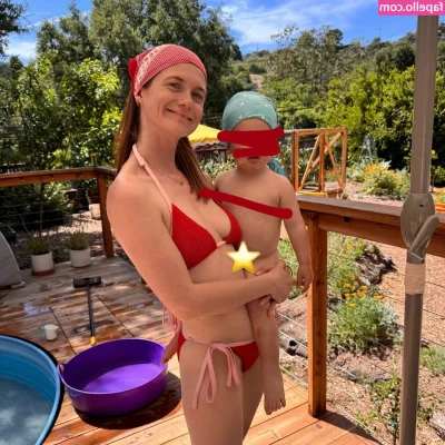 Bonnie Wright [ bonnie-wright-1 ] - Guten Morgen ❤️ Ich wünsche Dir eine wunderschönen Freitag🥰